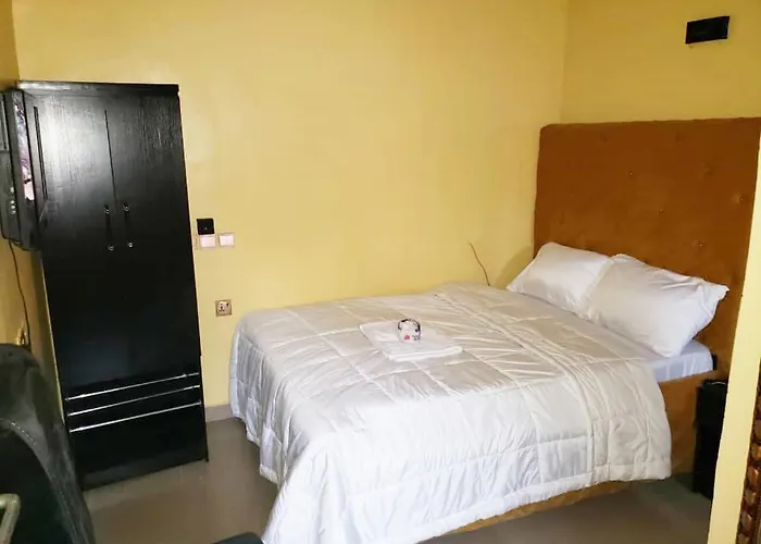 Happy Land Hotel