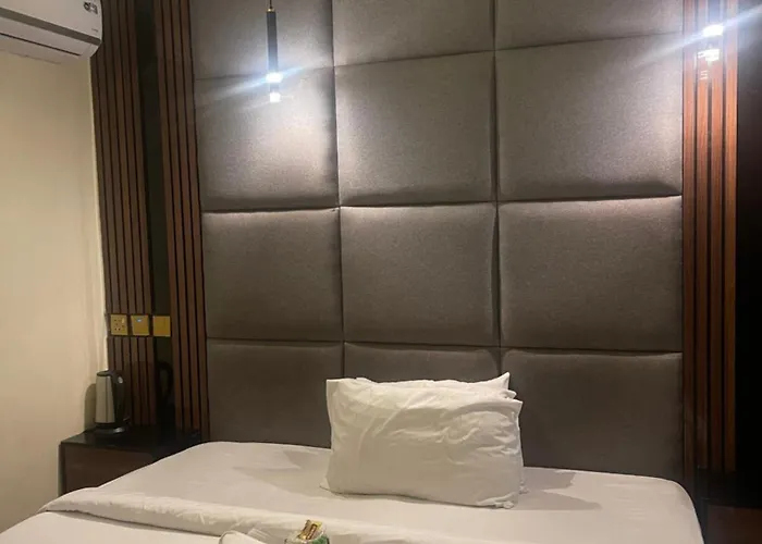 Pavilion View Luxury Hotel